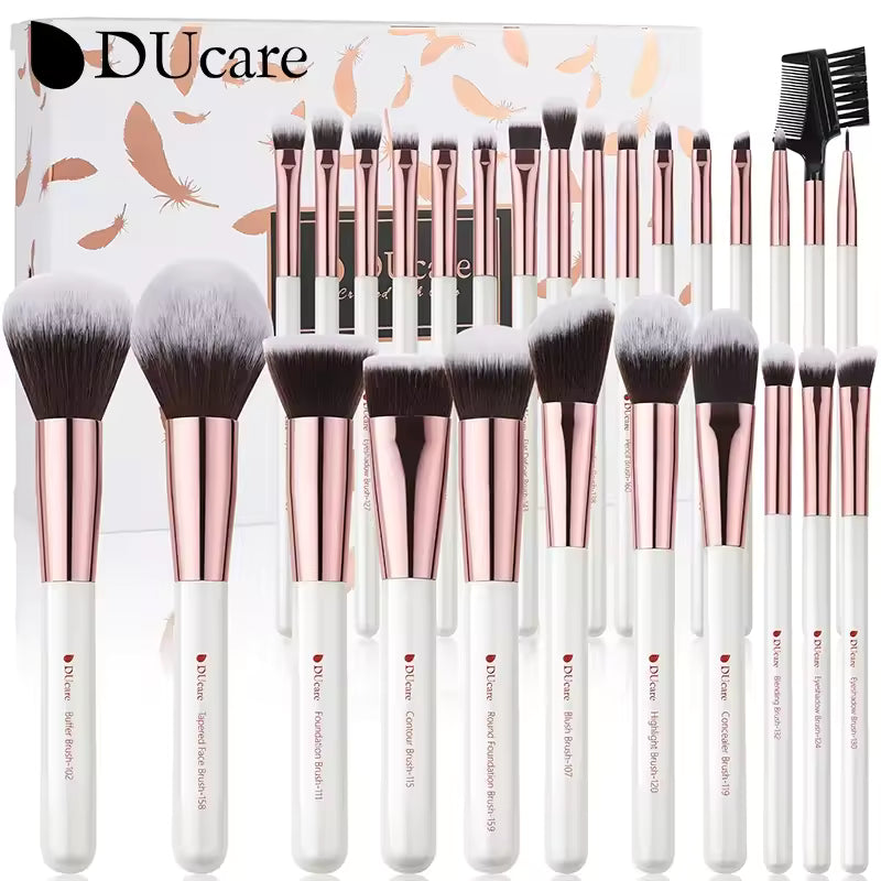 Nova EliteBlend™ 25-Piece Professional Brush Set