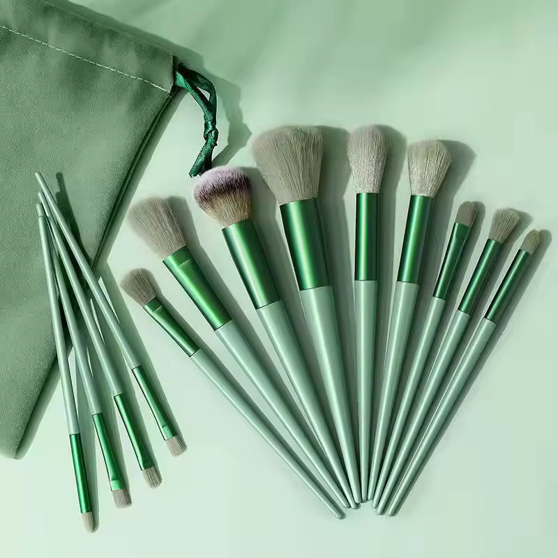 Nova SoftBlend™ 15-Piece Premium Makeup Brush Set