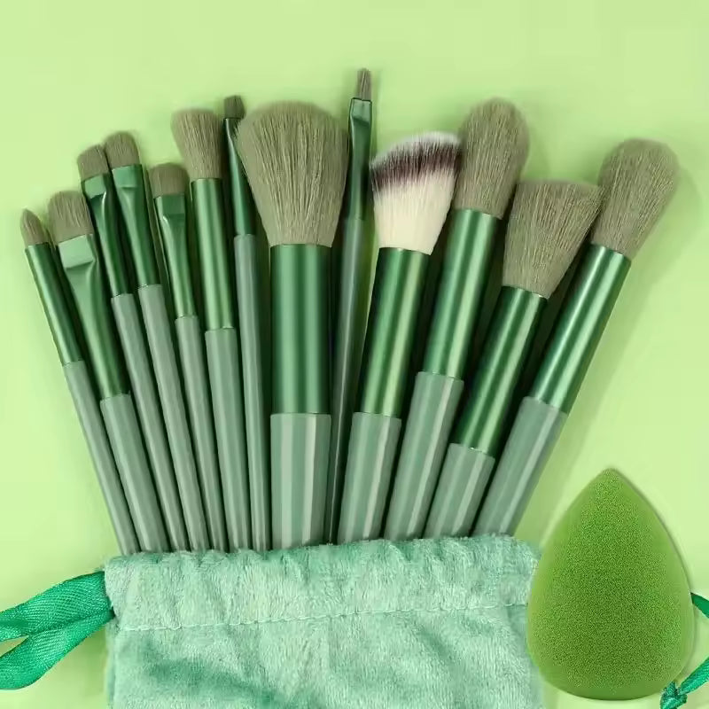 Nova LuxeBlend™ 13-Piece Professional Makeup Brush Set