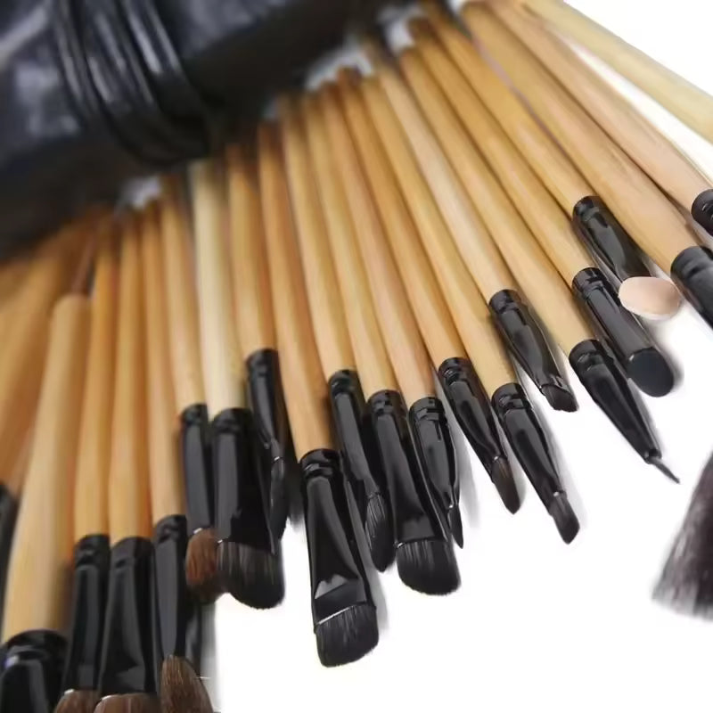 Nova ProArtistry™ 24-Piece Professional Brush Set + Travel Roll