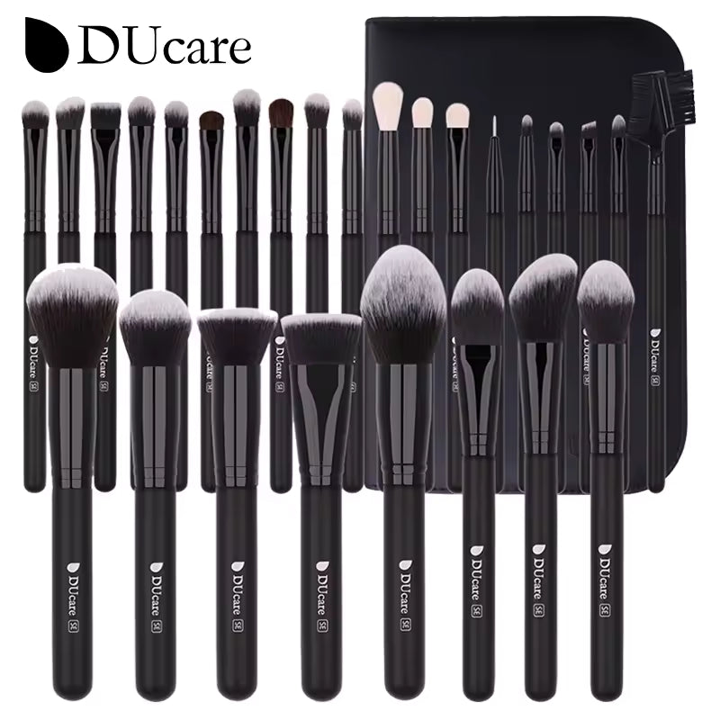 Nova EliteBlend™ 25-Piece Professional Brush Set