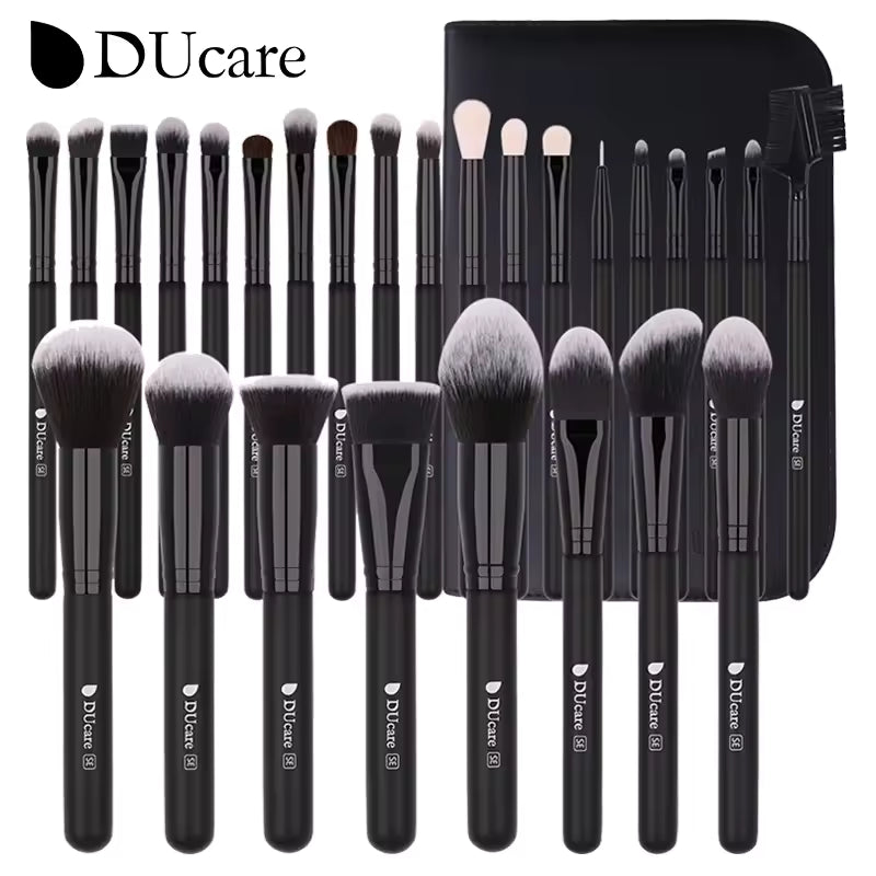 Nova EliteBlend™ 25-Piece Professional Brush Set